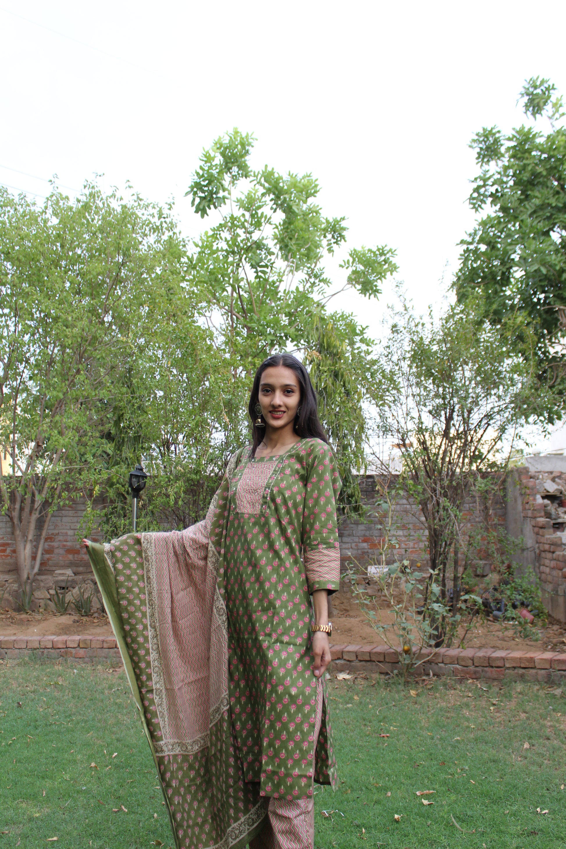 Stylish Cotton Printed Suit Set for Women